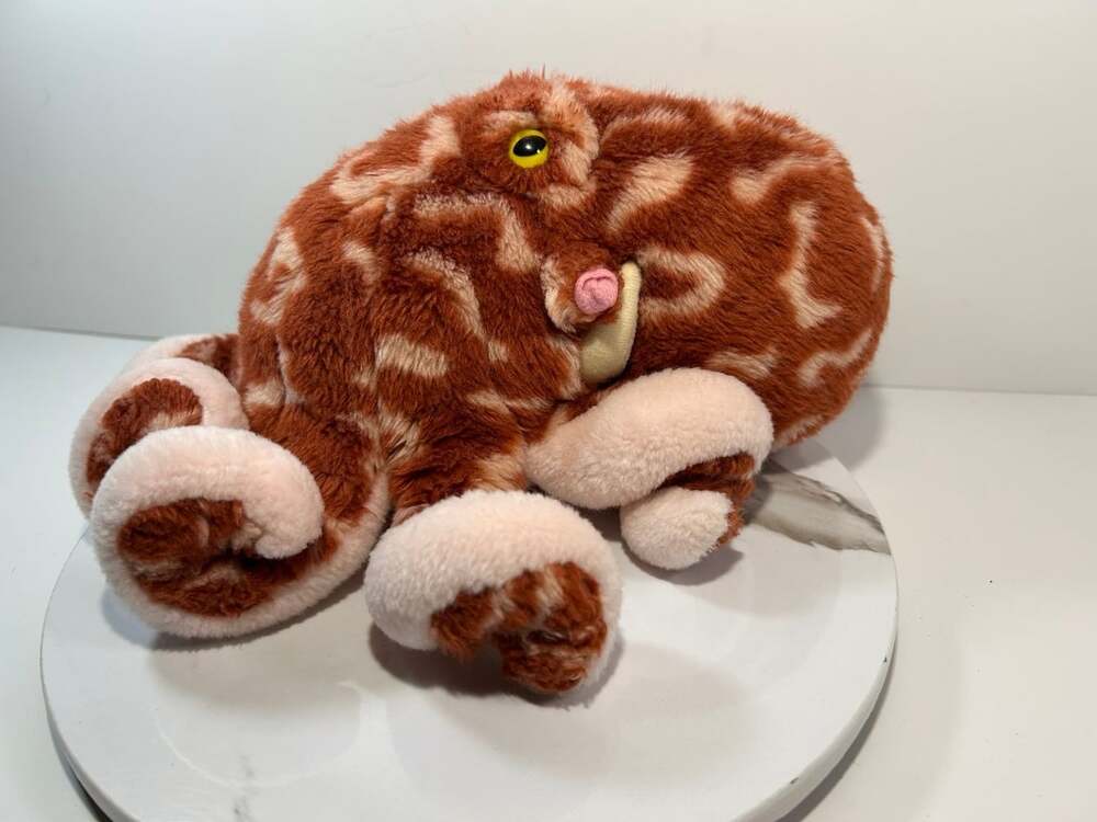 Wild Republic Spotted octopus realistic plush stuffed ocean cephalopod 2011